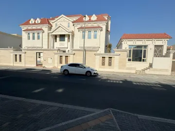 Luxurious | 9BHK | Stand Alone Villa | Pool and Majilies