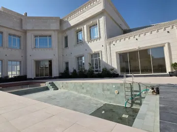 Luxurious | 8BHK + 2 Maid Room | Standalone Villa