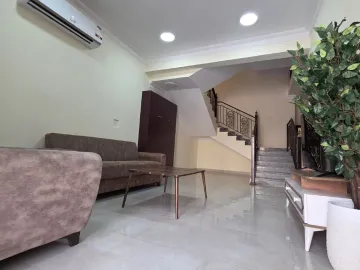 Elegant | 6BHK | Compound Villa | FF