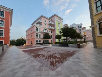 Canal View 1-Bedroom Apartment for Sale – The Pearl